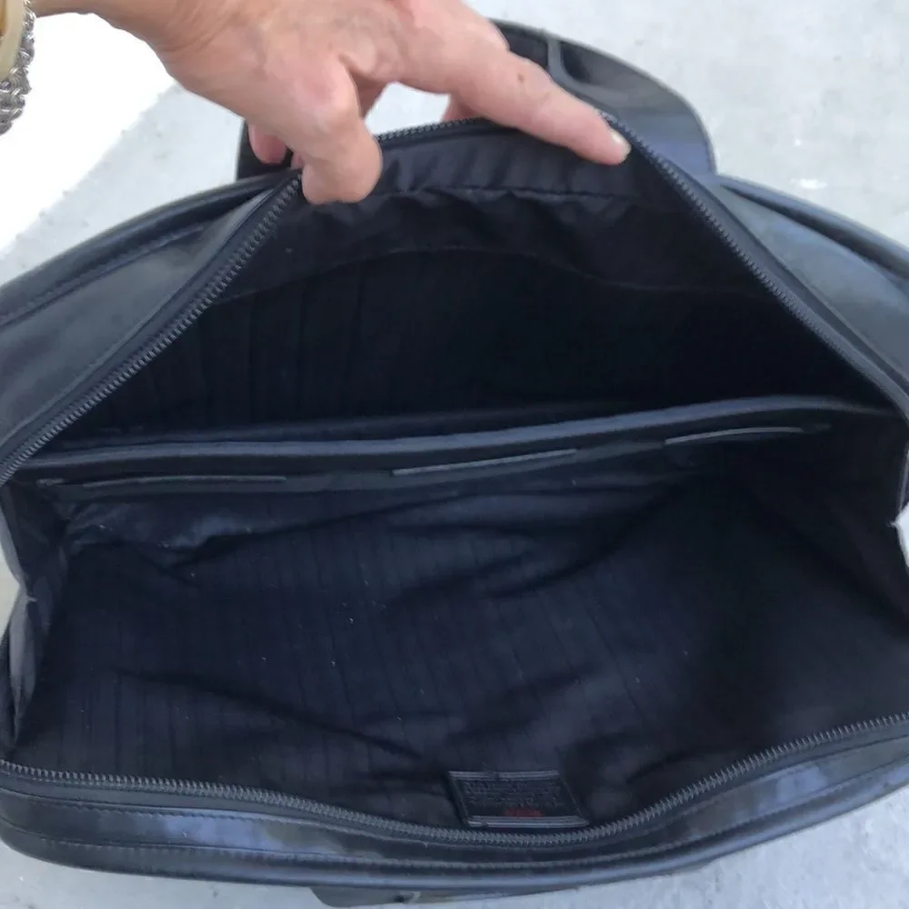 Tumi this briefcase